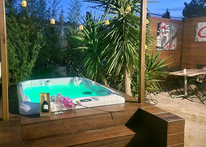 Les Pins De Palama