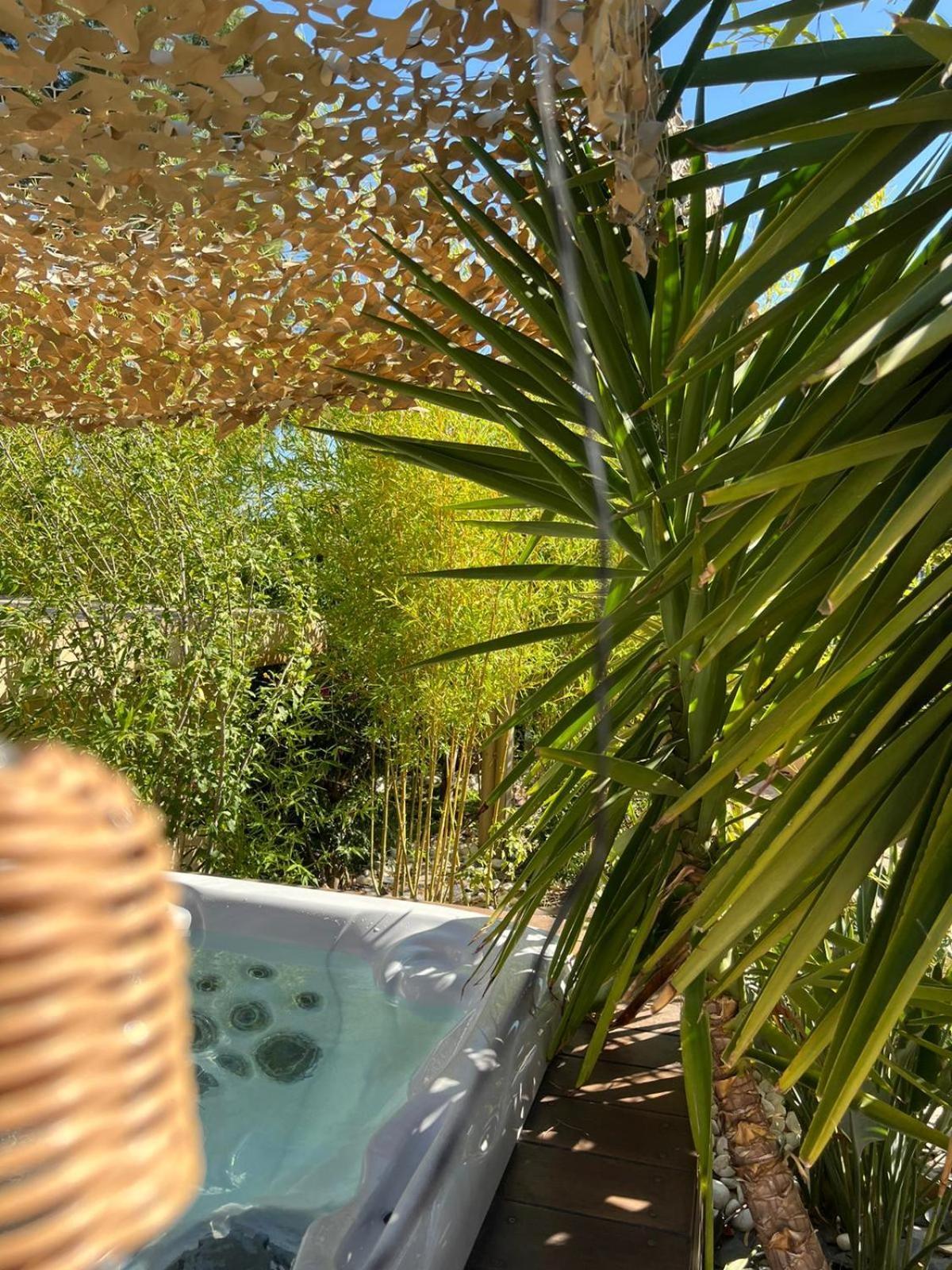 Les Pins De Palama *